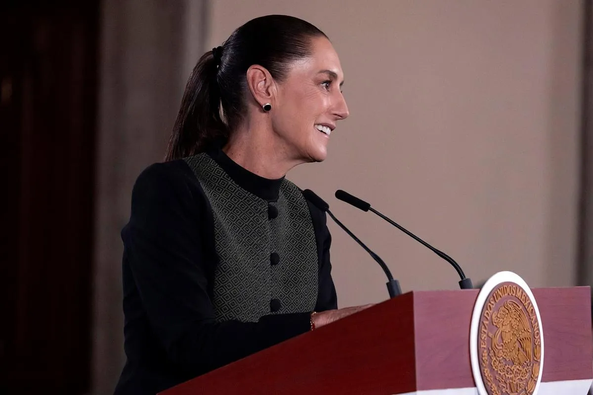 México analizará limitar uso de teléfonos a menores y regular redes sociales e IA después del Mundial: Sheinbaum