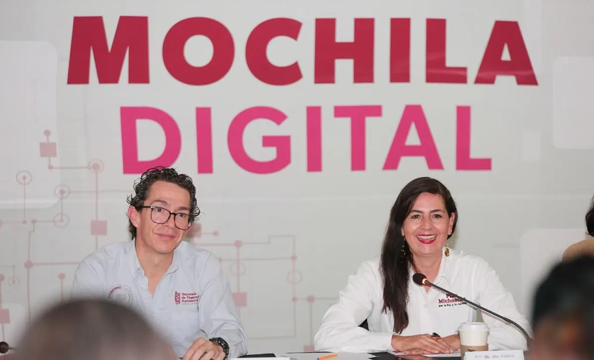 Mochila Digital reduce trámites y previene abandono escolar: Gabriela Molina