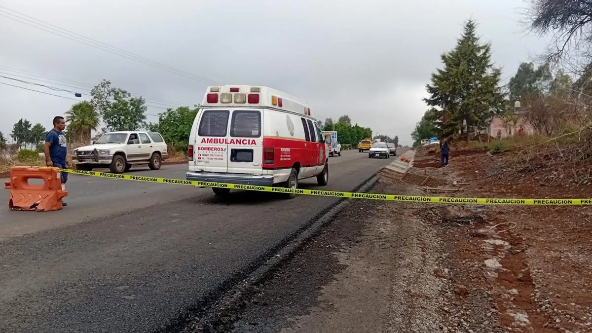 Motociclista pierde la vida tras sufrir accidente en la Zitácuaro-Morelia