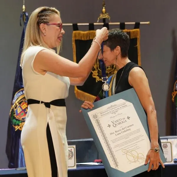 Nicolaitas ejemplares reciben la presea “Vasco de Quiroga” 2026, de manos de la rectora Yarabí Ávila