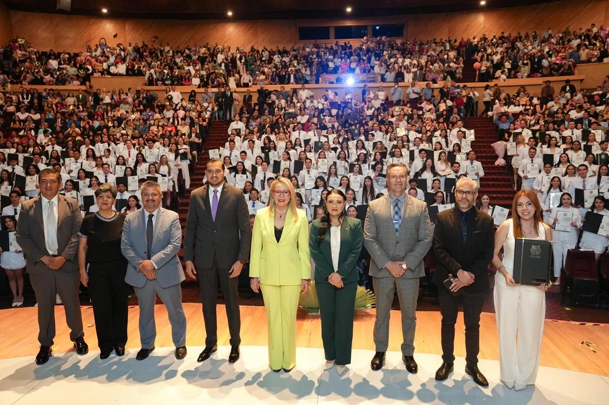 odontología Yarabí Ávila egresados UMSNH