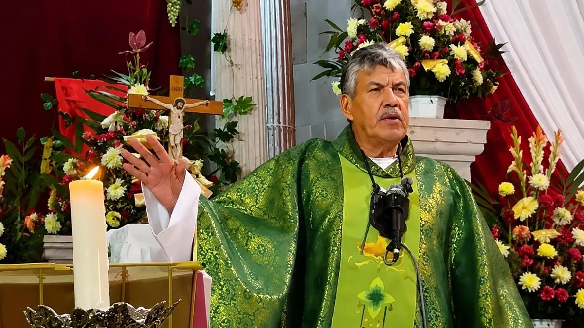 Padre Pistolas acusa que gobernadores “salen ricos” y afirma que políticos roban dinero