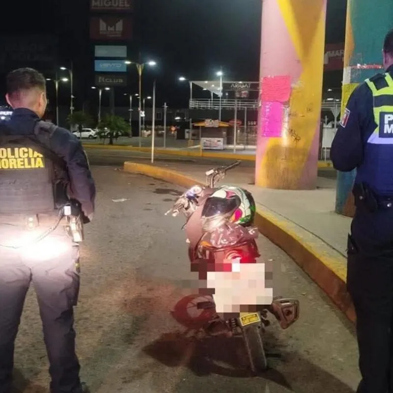 Policía Morelia asegura motocicleta con reporte de robo y detienen a su conductor