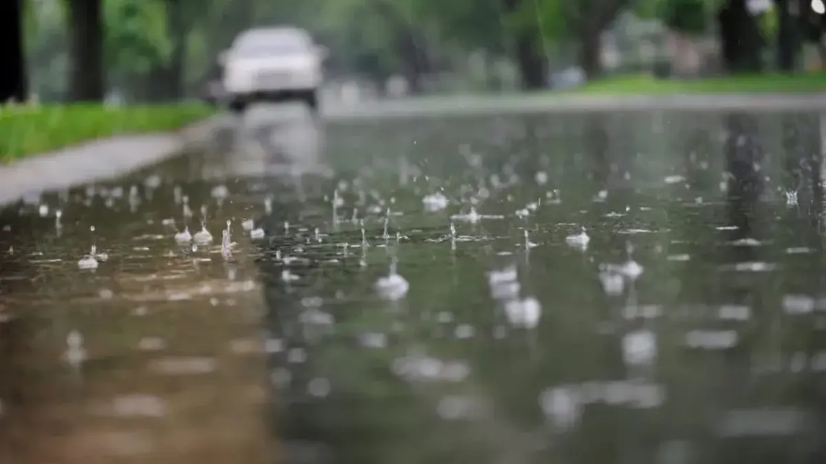 Prevén lluvias intensas por sistemas ciclónicos en Michoacán