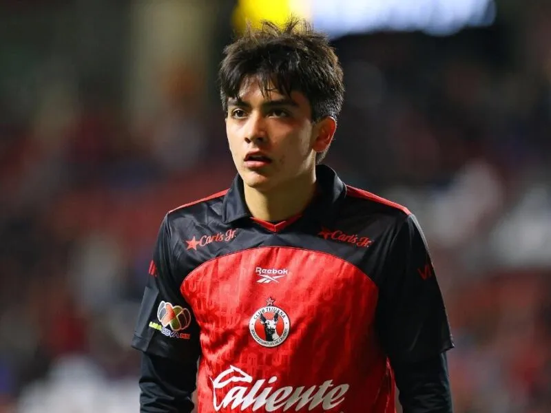 Previo al Mundial 2026, Xolos Tijuana blinda a su joya Gilberto Mora