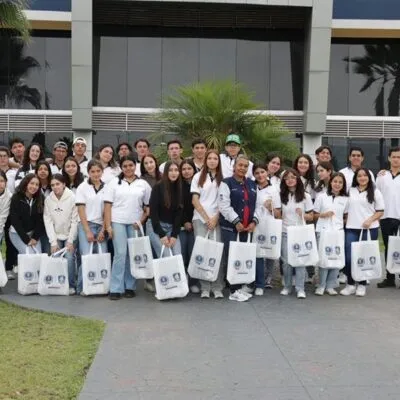 Reafirma Carlos Torres Piña compromiso de la FGE con la formación de nuevas generaciones