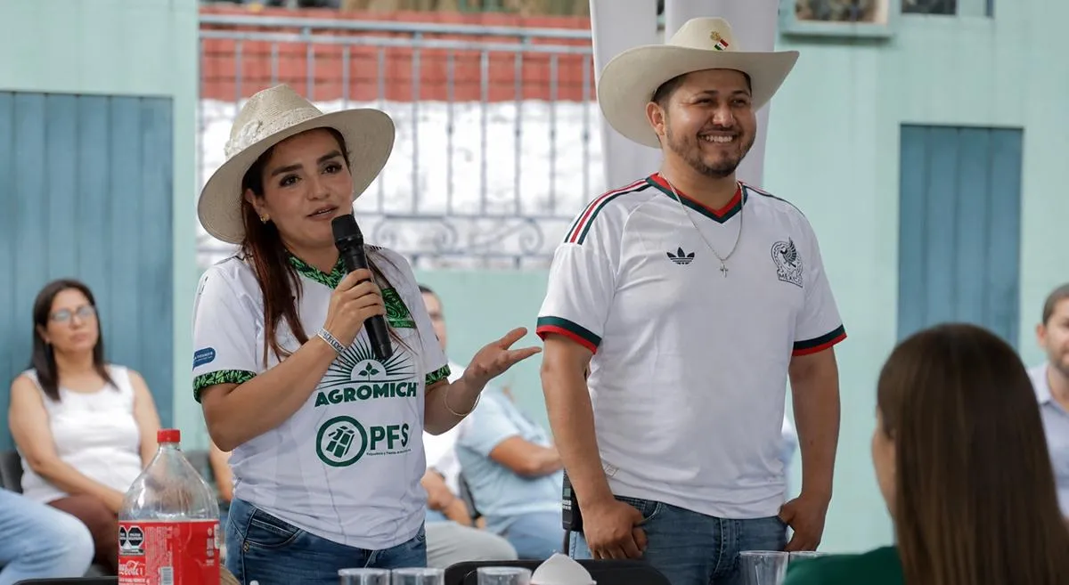 Reportaje exhibe cobros de nómina de Grecia Quiroz, como asesora en el Congreso; rechaza acusación