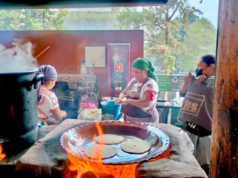 El sabor de la cocina tradicional michoacana llega a la CDMX
