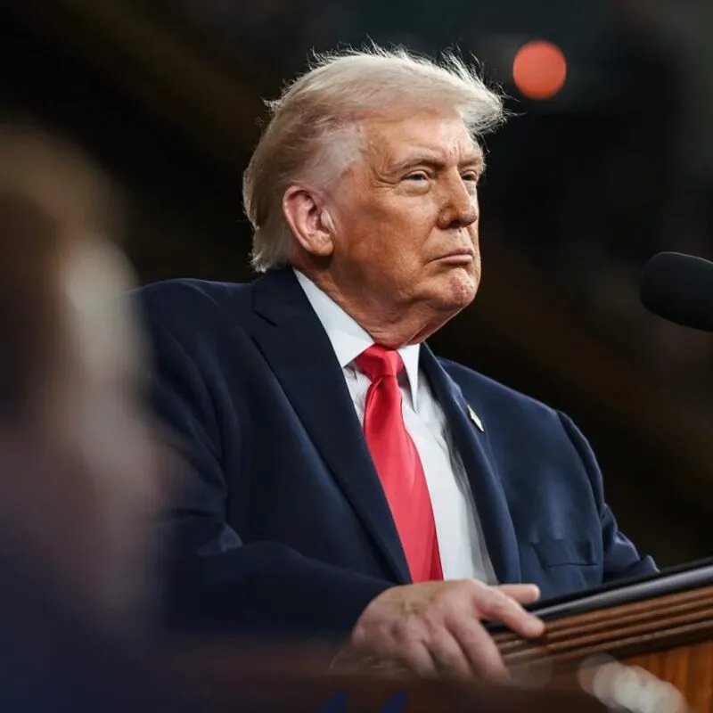 Se restablece tránsito en Ormuz tras pacto con Irán: Trump