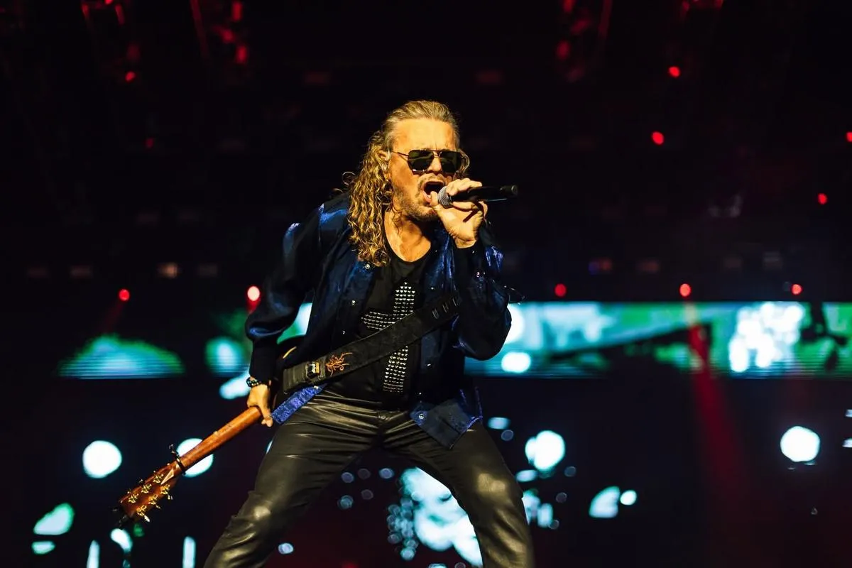 Shakira, Belinda, Maná y J Balvin brillan en la espectacular inauguración de la justa mundialista