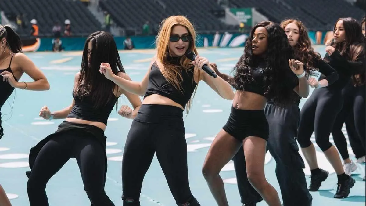 Shakira comparte imágenes de ensayos para el Mundial 2026