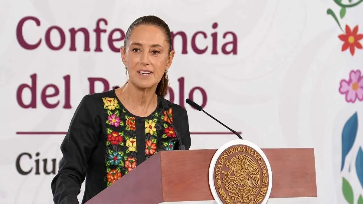 Sheinbaum evalúa regular el acceso a redes sociales para menores e inteligencia artificial en México