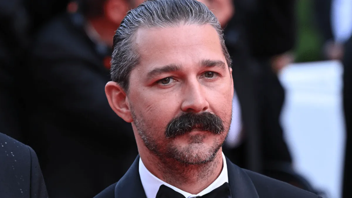 Shia LaBeouf se declara culpable de agresión durante el Mardi Gras en Nueva Orleans