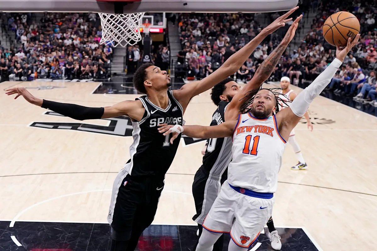 Spurs y Knicks se miden en las NBA Finals después de 27 años