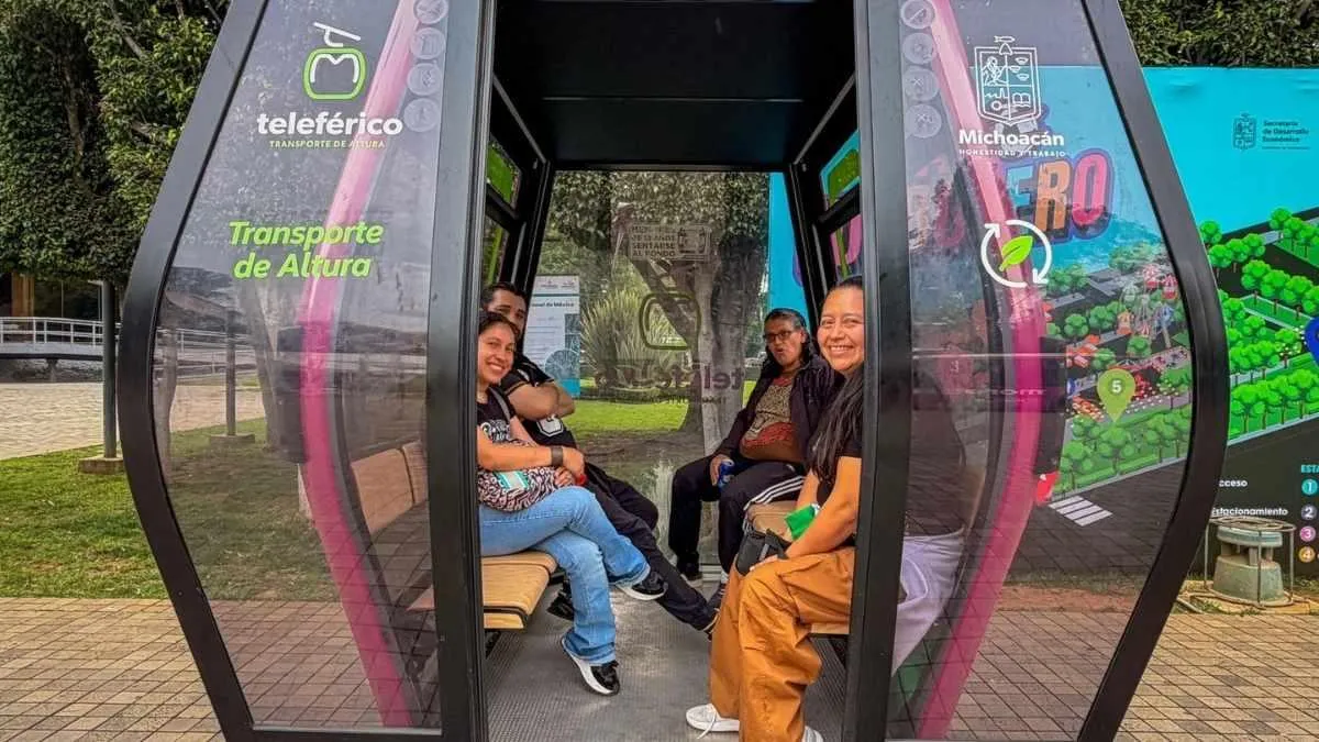 Súbete a la cabina del teleférico de Morelia y al Morebús en el Jalo Futbolero
