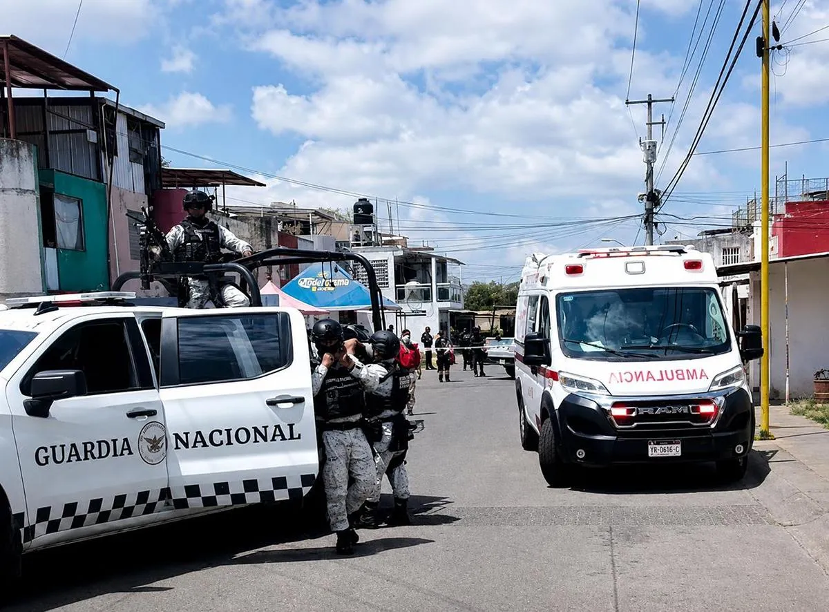 sujetos armados ejecutan a balazos a hombre en fraccionamiento Valle Real, Uruapan