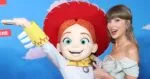 Taylor Swift deslumbra en la premiere de Toy Story 5