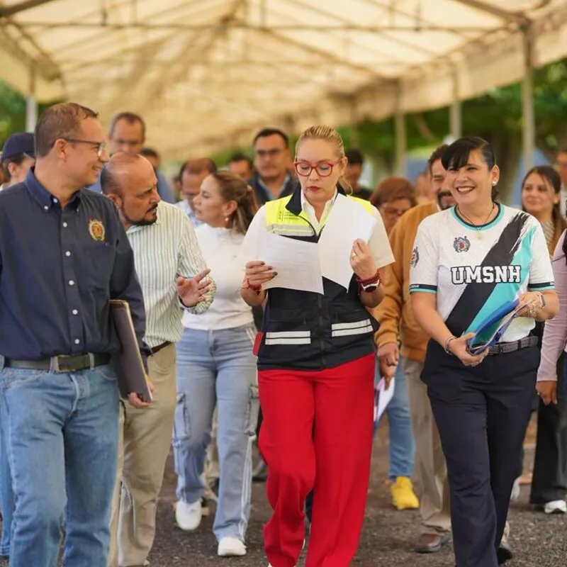 UMSNH, lista para recibir a aspirantes que presentarán examen de admisión; Yarabí Ávila realiza recorrido