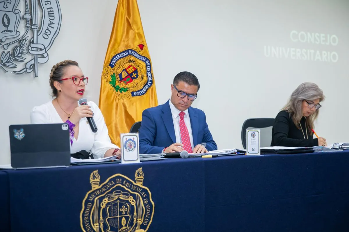 UMSNH robustece mecanismos de Control Interno; aprueban manuales de procedimientos