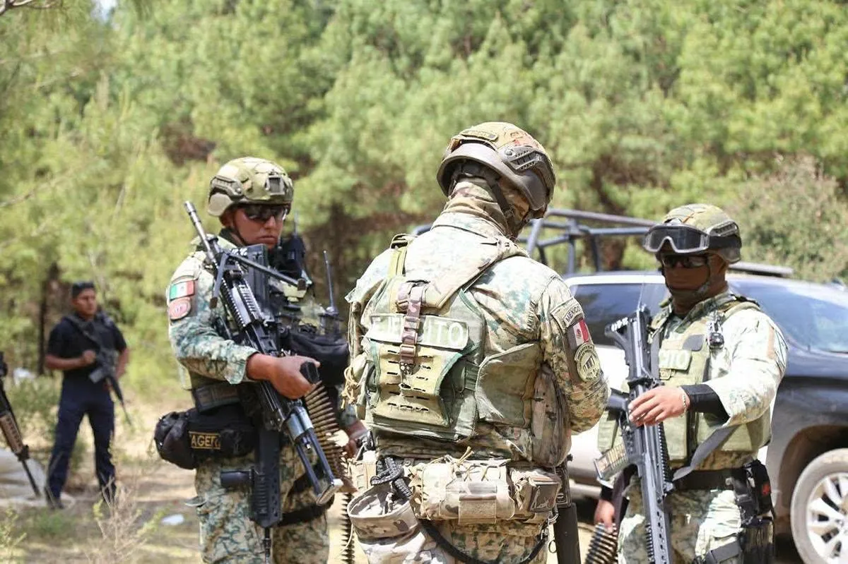“Van a perder la concesión”: Bedolla advierte sanciones a transportistas por narcobloqueos en Zitácuaro