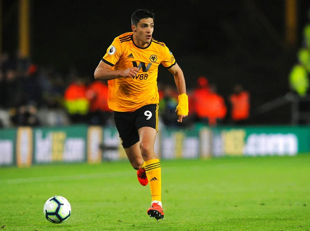 Wolverhampton anuncia el regreso de Raúl Jiménez