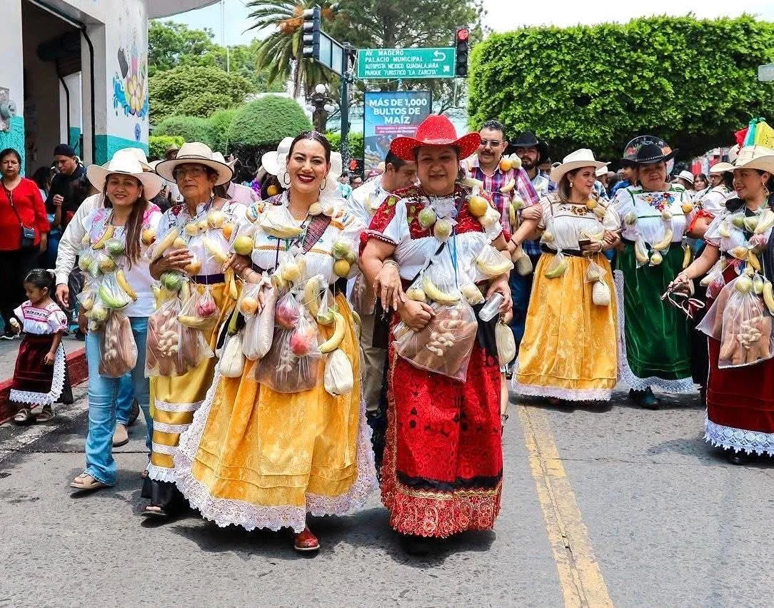 Zacapu celebra con orgullo la tradicional Topa en el 478 Aniversario de su Fundación