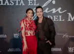 Aislinn Derbez habla sobre bromas familiares por trabajo con Mauricio Ochmann