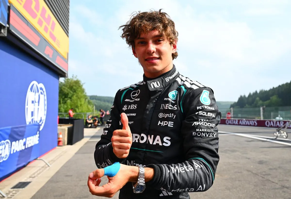 Antonelli logra la pole position para el GP de Bélgica en la Fórmula 1