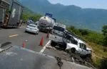 Aparatoso accidente en la Siglo XXI deja dos personas fallecidas y siete más lesionadas