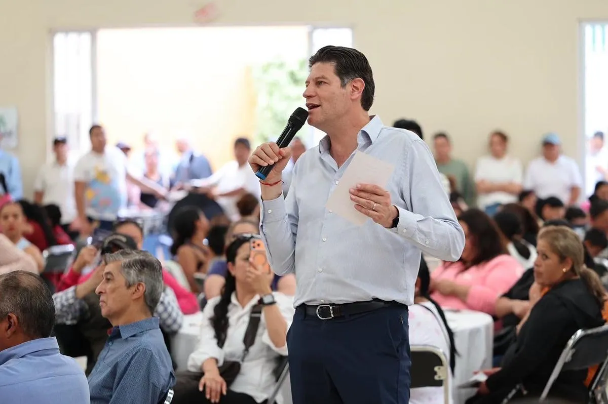 Apuesta Alfonso Martínez por conquistar a migrantes rumbo a 2027