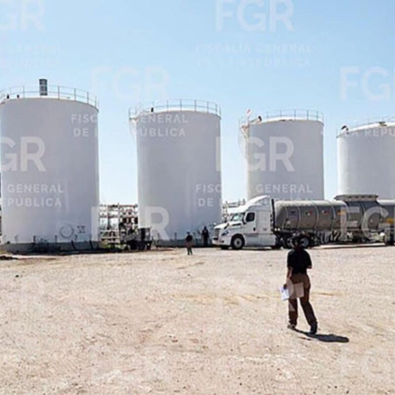 Refinería clandestina asegurada en Tamaulipas con 3 millones de litros