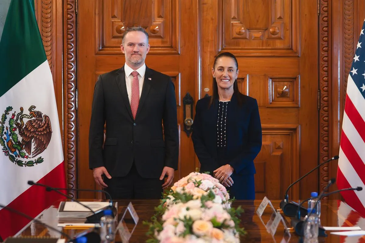 “Avanzamos en la revisión del T-MEC”, dice Sheinbaum tras reunión con Jamieson Greer