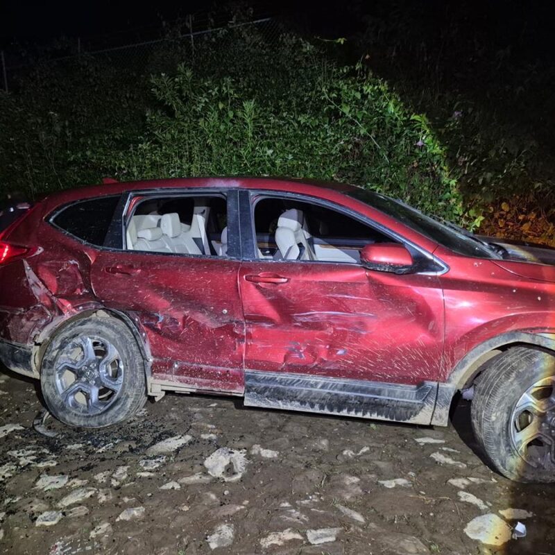 Balacera provoca pánico entre habitantes de Salvador Escalante, Michoacán; localizan tres camionetas abandonadas