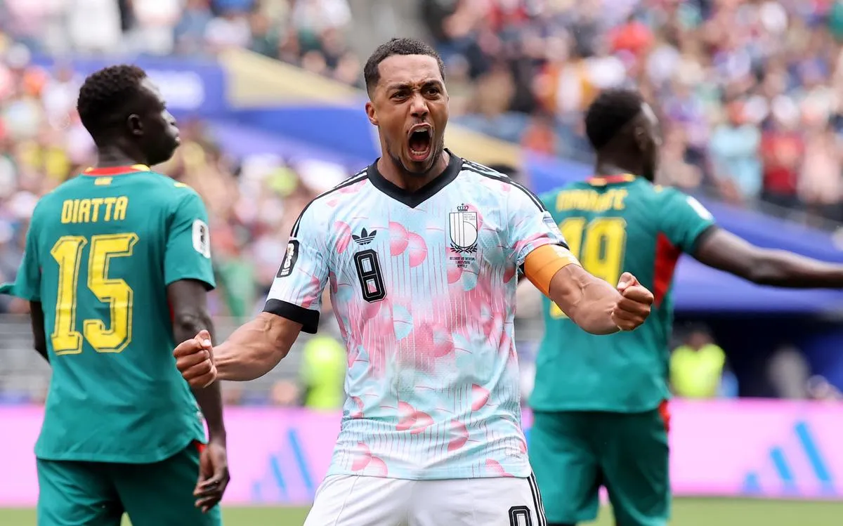 ¡Bélgica está en octavos de final al resucitar en 4 minutos y ganar con remontada de 3-2 a Senegal!-1
