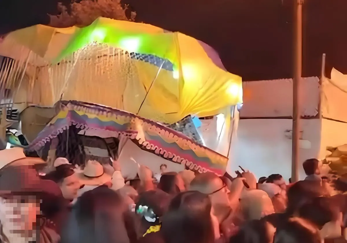 Colapsa “brincolín” durante fiesta patronal en Uruapan; deja cinco menores con lesiones