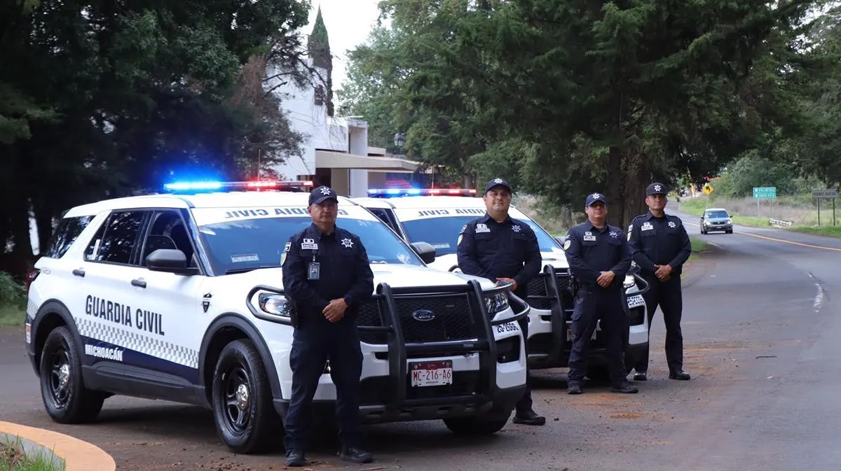 Con unidades Police Interceptor, Guardianes del Camino protegen a las y los viajeros este verano
