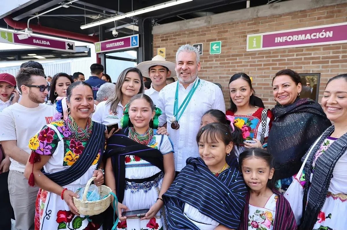 Consolidado como transporte de clase mundial, teleférico de Uruapan suma 18 mil pasajeros diarios