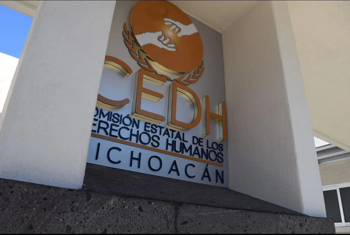 Convoca CEDH Michoacán a participar en revista especializada Der-hechos