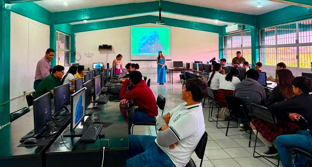 Convocatoria abierta; conviértete en docente de la Universidad de Aquila
