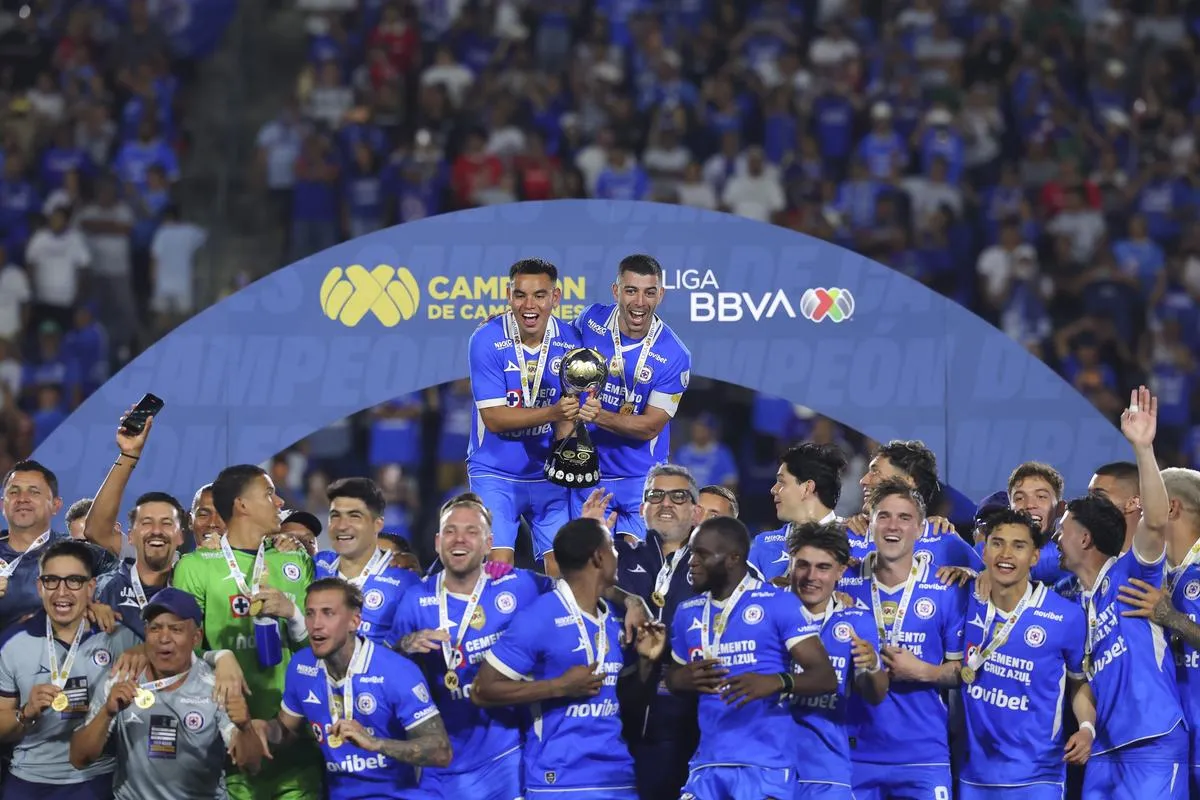 Cruz Azul vence 3-1 al Toluca y conquista el Campeón de Campeones 2026