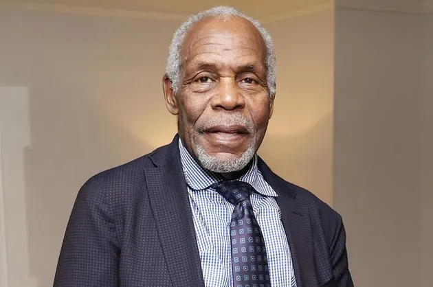 Danny Glover, leyenda de ‘Arma Mortal’, revela en exclusiva que padece Alzheimer