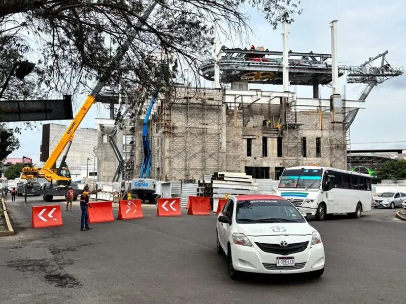 Desvíos en el Monumento por obras del teleférico; conoce los cierres temporales