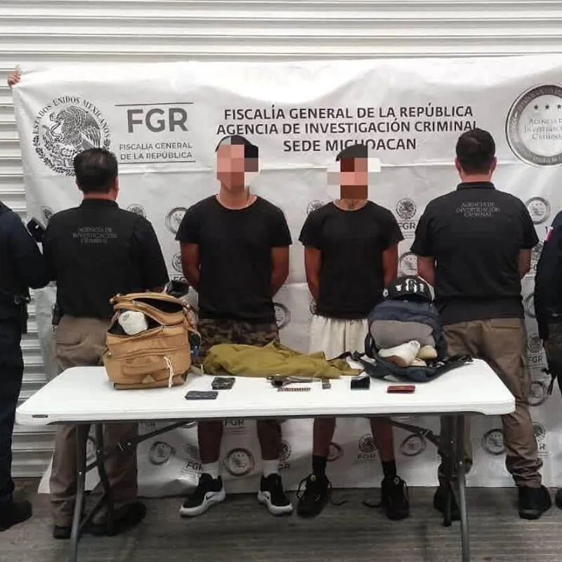 Detienen a dos hombres con un arma de fuego cerca de la Terminal de Autobuses de Morelia