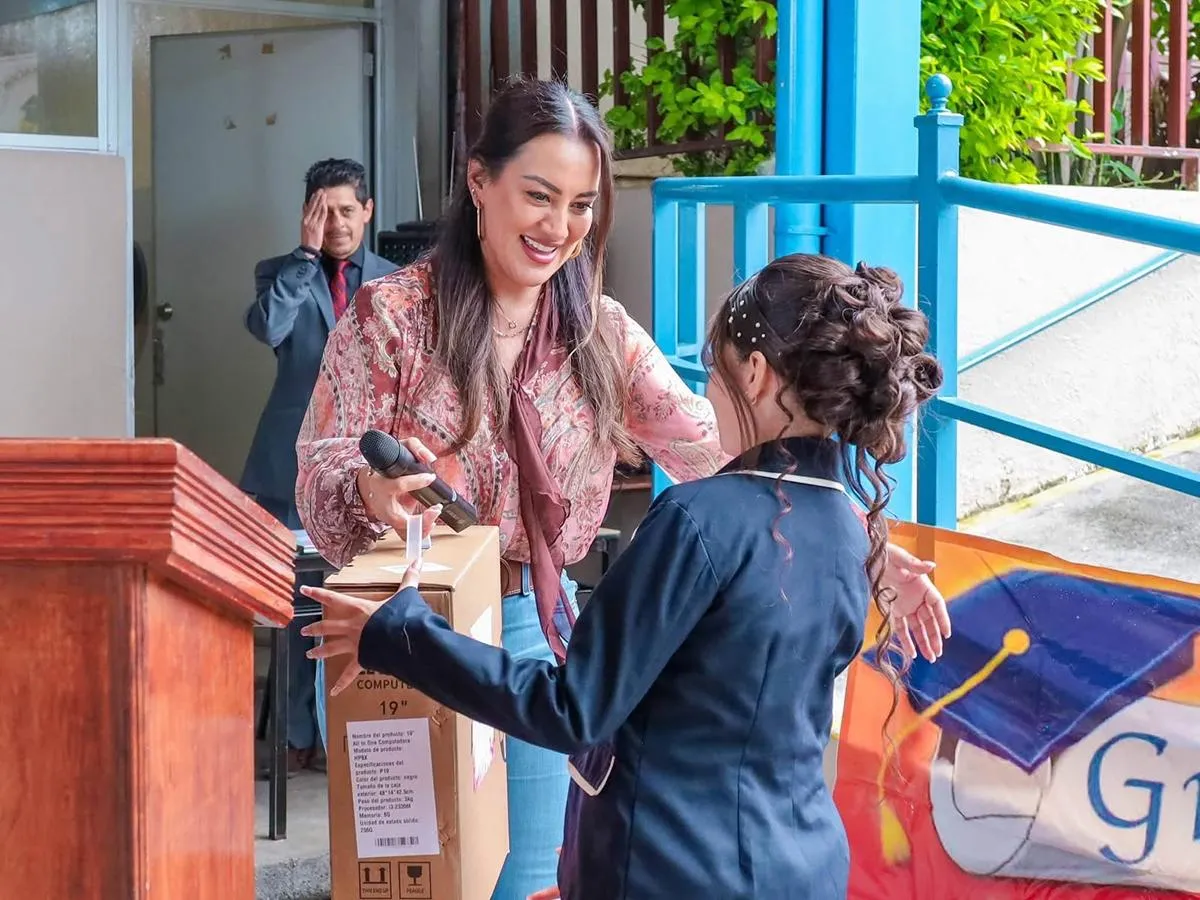 educación oportunidades futuro Mónica Valdez Pulido