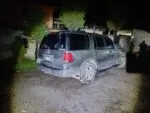 En cateo, asegura FGE vehículo relacionado en una investigación y detiene a una persona en Zitácuaro