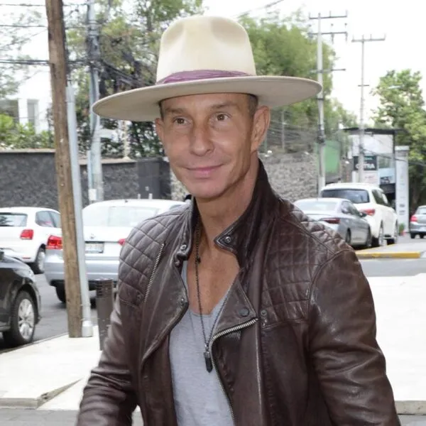 Erik Rubín defiende su relación con Andrea Legarreta y aclara serie de Timbiriche