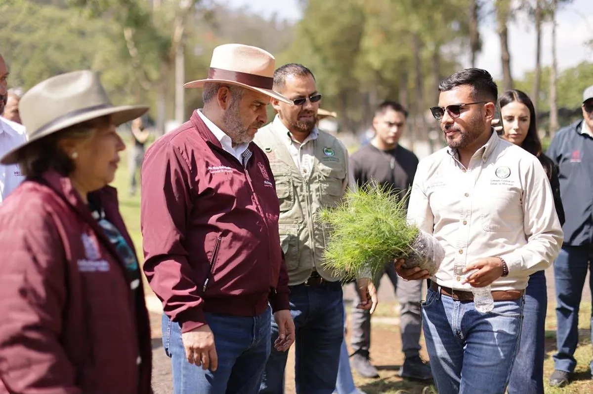Estrategia ambiental de Michoacán sumará histórico de 50 millones de árboles reforestados