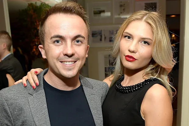 Frankie Muniz, estrella de ‘Malcolm’, anuncia su divorcio y desata críticas por festejarlo con un video