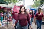 Gaby Molina recorre Uruapan y comparte los logros de la transformación con familias y comerciantes