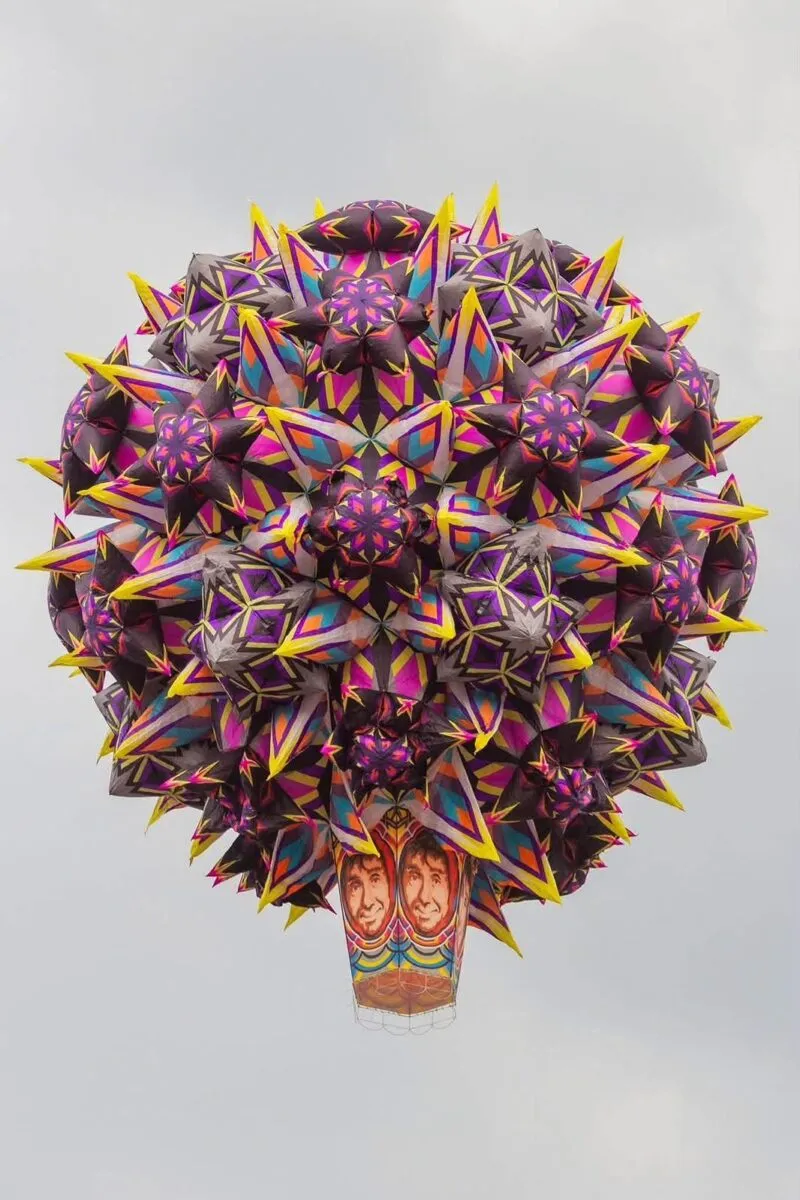Globos monumentales transforman el cielo del Pueblo Mágico de Paracho-1